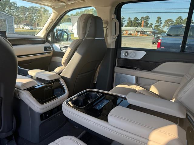 new 2024 Lincoln Navigator car, priced at $100,745