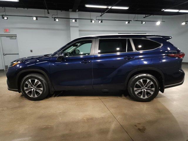 used 2024 Toyota Highlander car, priced at $42,684