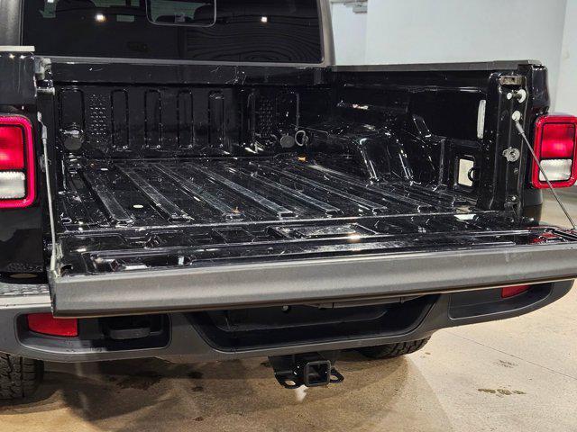 used 2022 Jeep Gladiator car, priced at $29,620