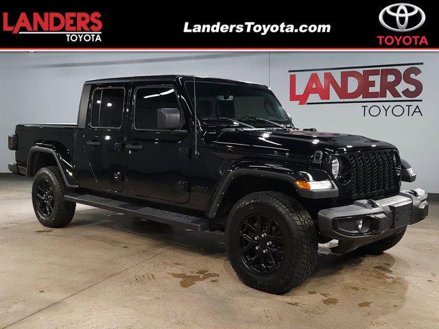 used 2022 Jeep Gladiator car, priced at $32,354