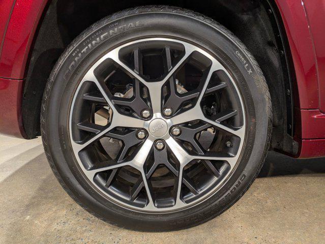 used 2024 Jeep Grand Cherokee car, priced at $50,686