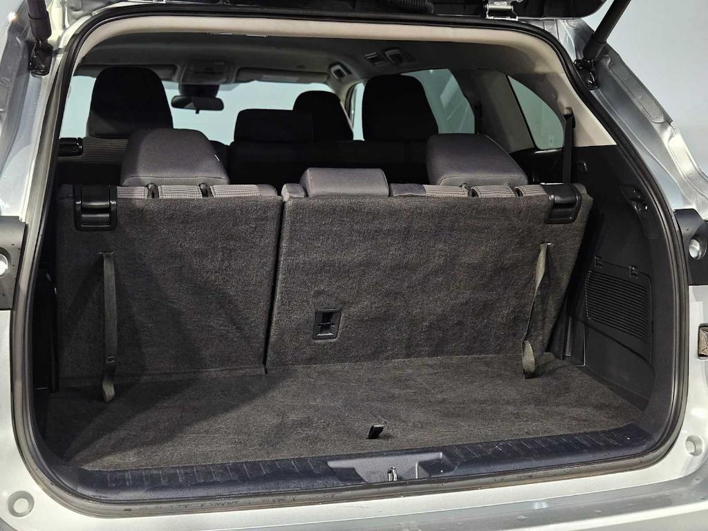 used 2024 Toyota Highlander car, priced at $40,263