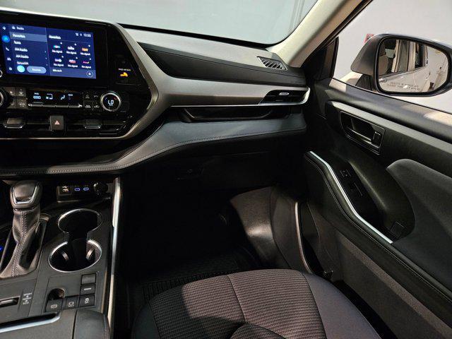 used 2024 Toyota Highlander car, priced at $33,965