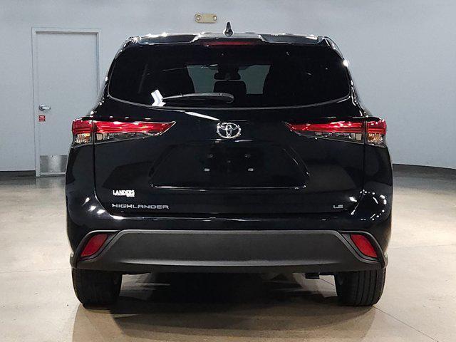 used 2023 Toyota Highlander car, priced at $35,153