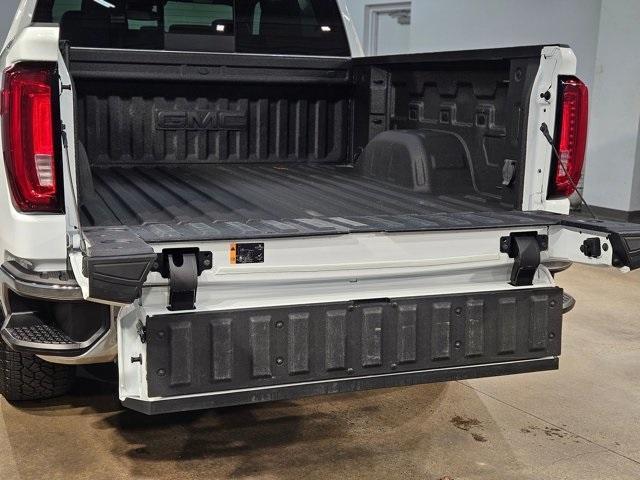 used 2022 GMC Sierra 1500 car, priced at $42,295