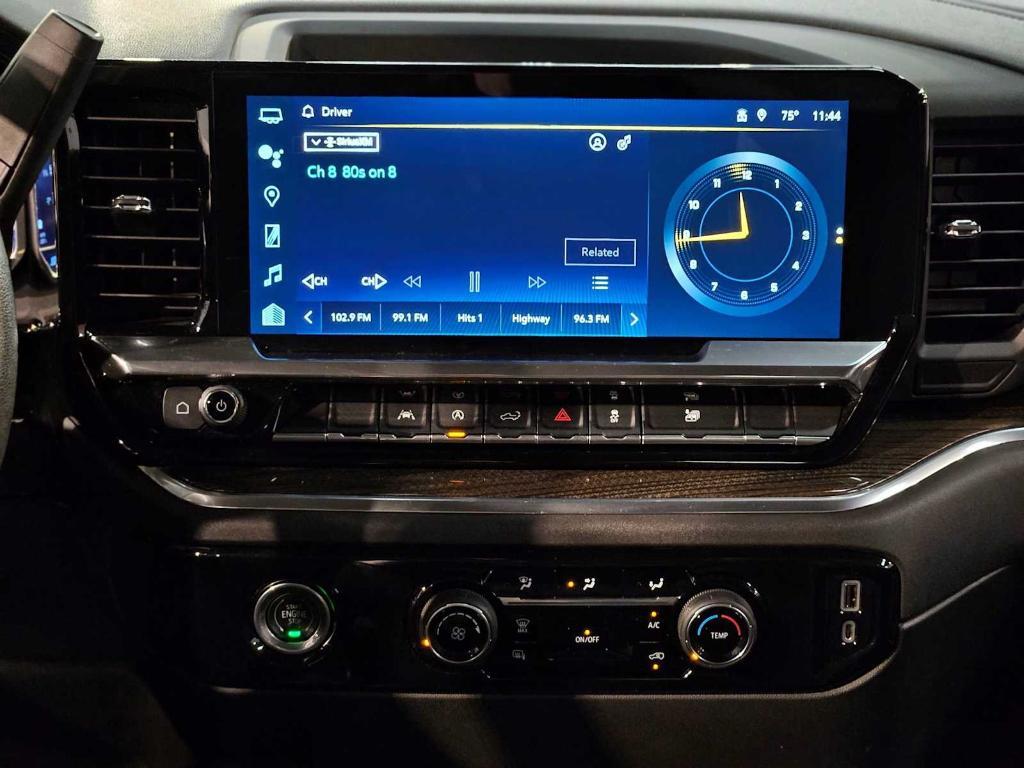 used 2022 Chevrolet Silverado 1500 car, priced at $32,995