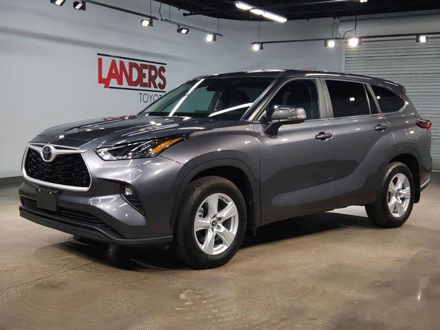 used 2024 Toyota Highlander car, priced at $41,498