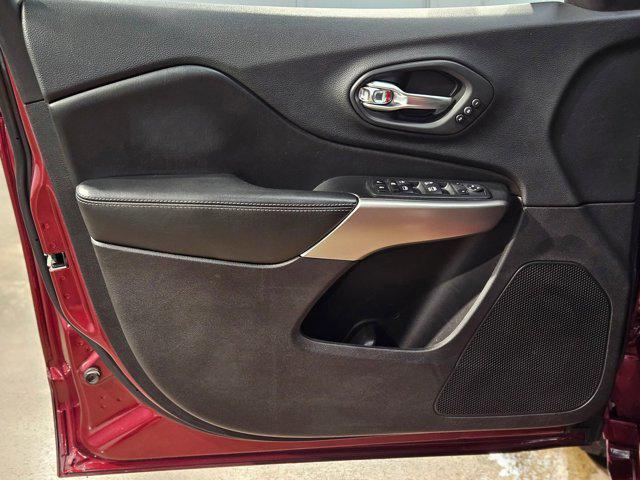 used 2020 Jeep Cherokee car, priced at $19,393