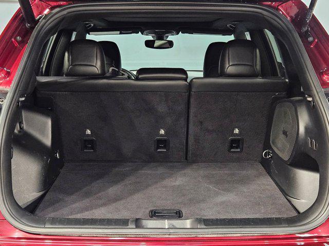 used 2020 Jeep Cherokee car, priced at $19,393