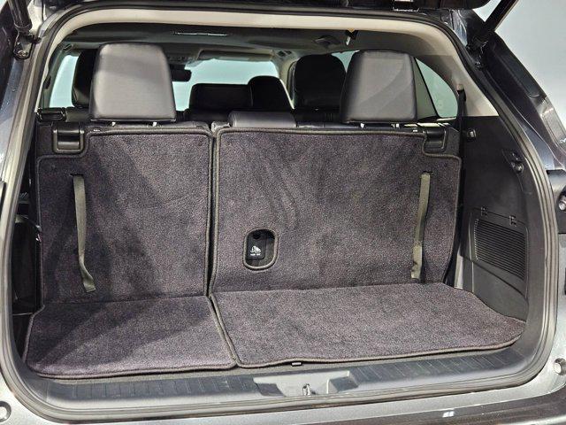 used 2023 Toyota Highlander car, priced at $39,995
