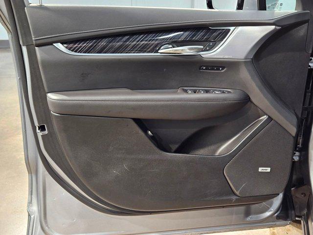 used 2025 Cadillac XT6 car, priced at $45,424