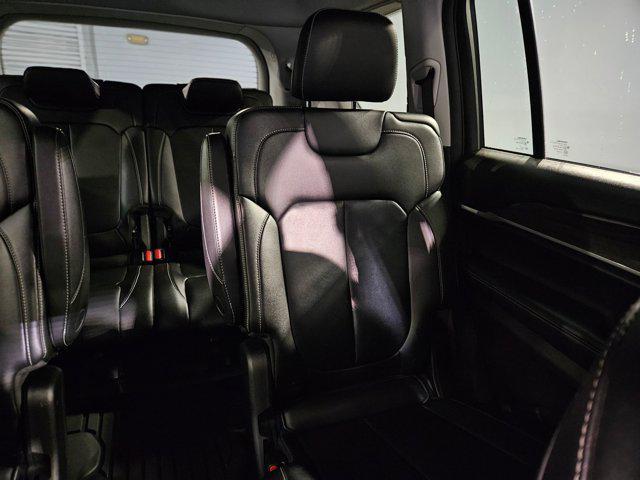 used 2022 Jeep Grand Cherokee L car