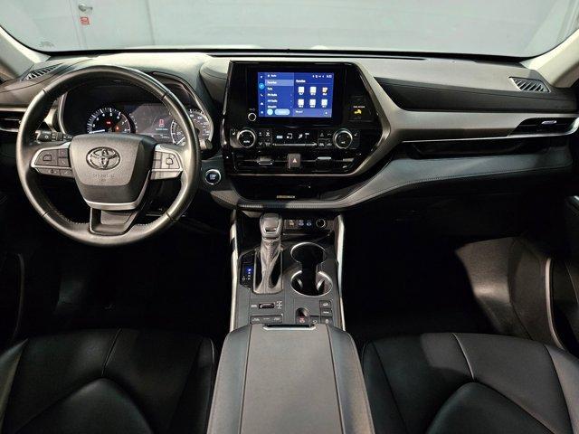 used 2023 Toyota Highlander car, priced at $38,141