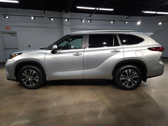 used 2023 Toyota Highlander car, priced at $38,141