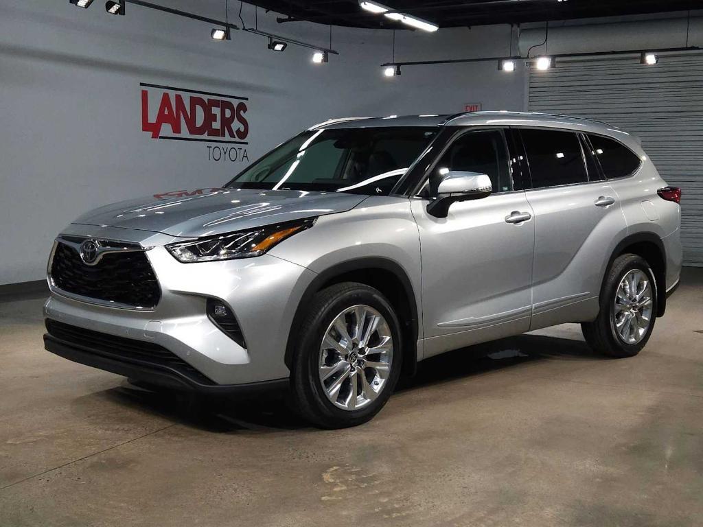 used 2023 Toyota Highlander car, priced at $39,496