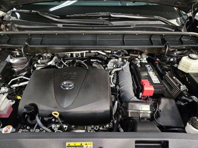 used 2021 Toyota Highlander car, priced at $39,225
