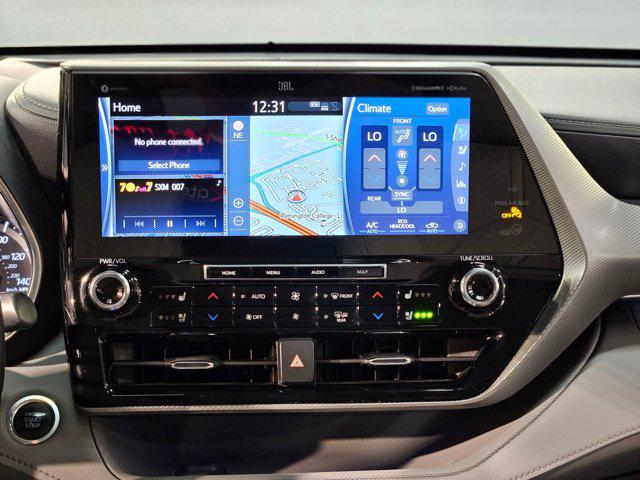 used 2021 Toyota Highlander car, priced at $39,225