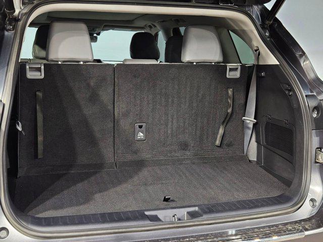 used 2021 Toyota Highlander car, priced at $39,225