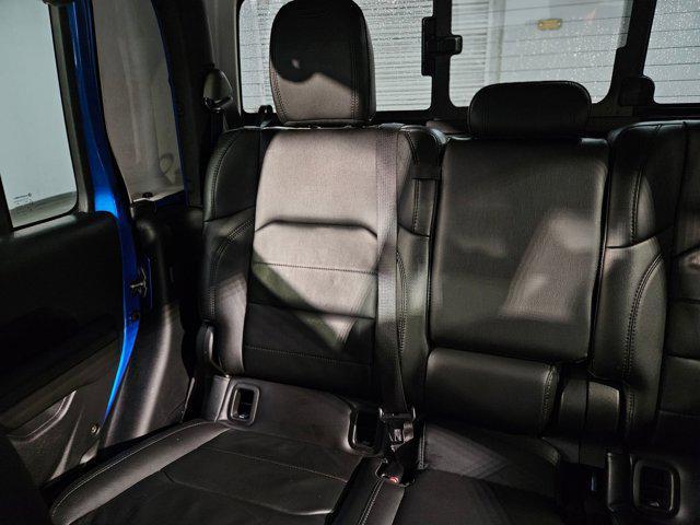 used 2021 Jeep Gladiator car, priced at $34,439