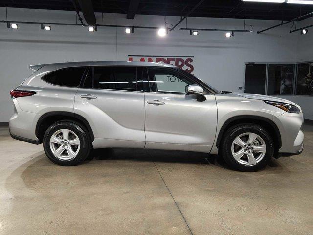 used 2021 Toyota Highlander car, priced at $29,995