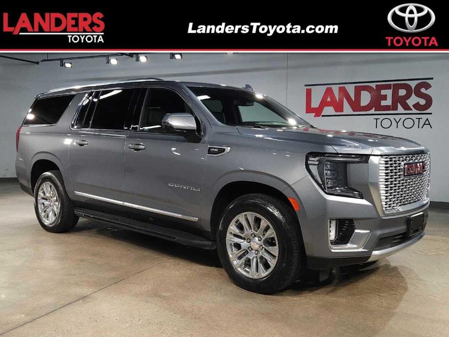 used 2022 GMC Yukon XL car, priced at $50,900