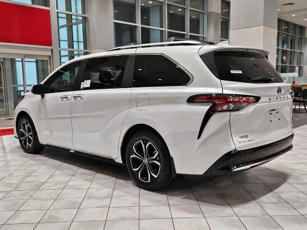 new 2025 Toyota Sienna car