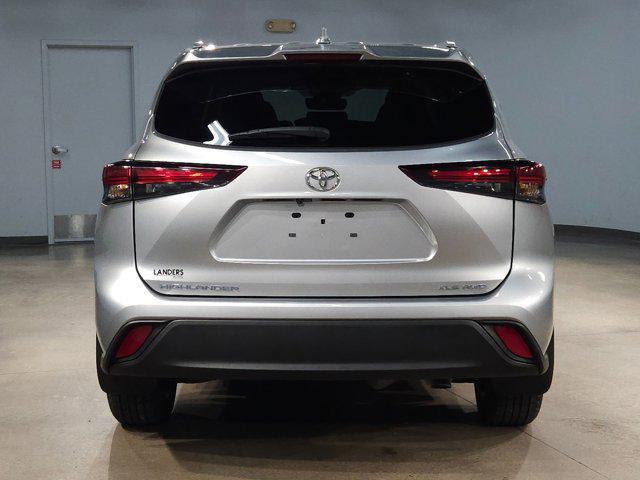 used 2024 Toyota Highlander car, priced at $39,943