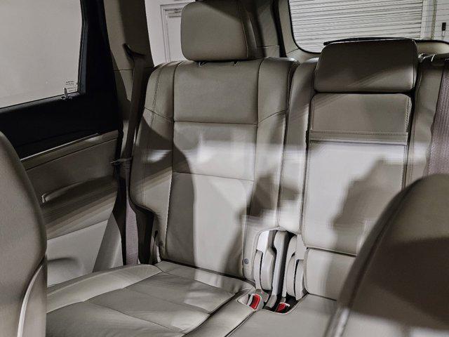 used 2017 Jeep Grand Cherokee car, priced at $17,412