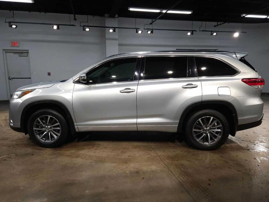 used 2018 Toyota Highlander car, priced at $23,950