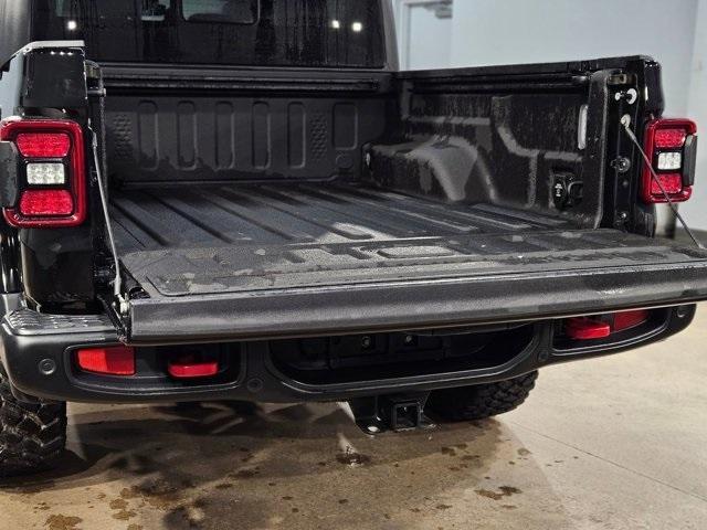 used 2020 Jeep Gladiator car, priced at $33,967