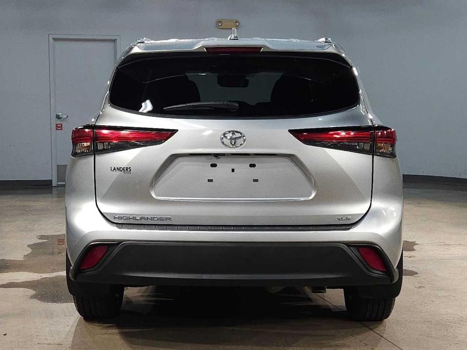 used 2023 Toyota Highlander car, priced at $37,812