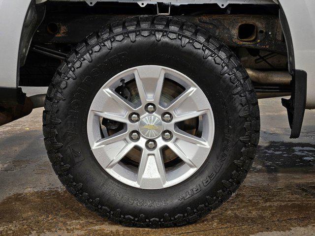 used 2020 Chevrolet Silverado 1500 car, priced at $33,208