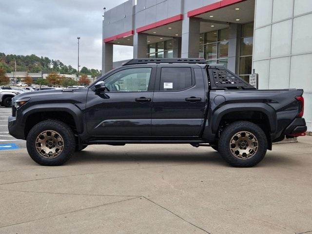 new 2024 Toyota Tacoma Hybrid car