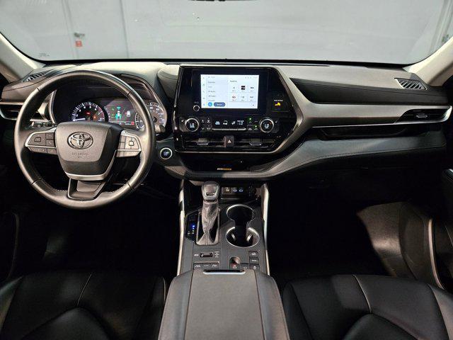 used 2024 Toyota Highlander car, priced at $42,595