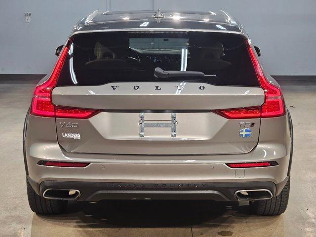 used 2020 Volvo V60 Cross Country car, priced at $26,114