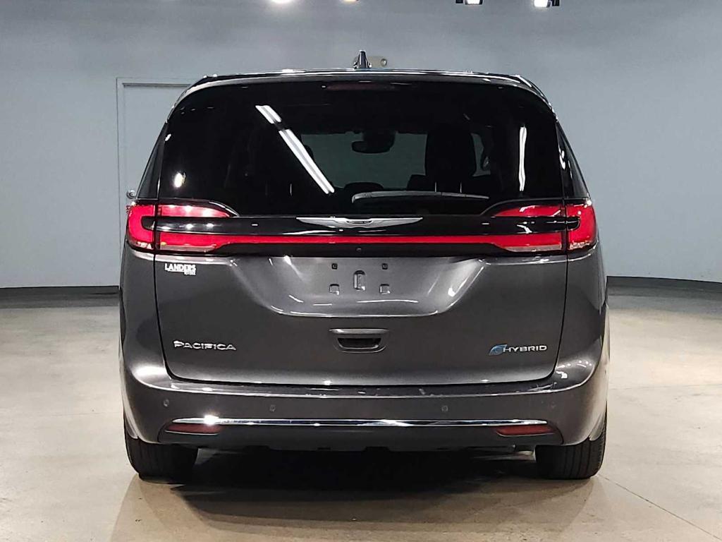 used 2022 Chrysler Pacifica Hybrid car, priced at $23,756