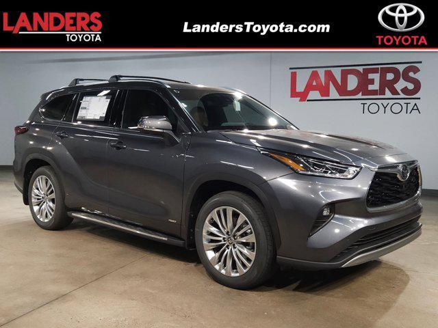 new 2025 Toyota Highlander Hybrid car, priced at $59,237