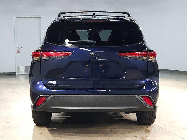 used 2023 Toyota Highlander car, priced at $39,479