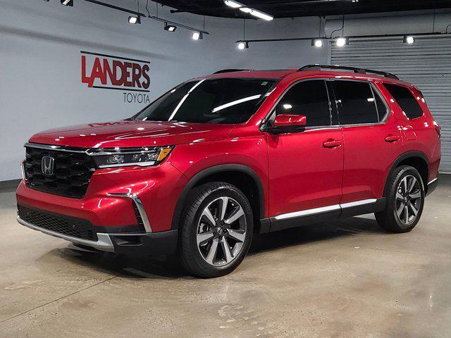 used 2025 Honda Pilot car, priced at $45,524