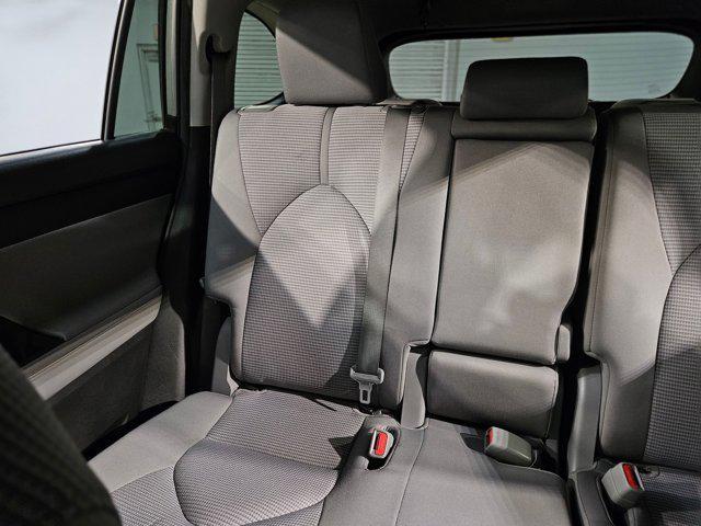 used 2022 Toyota Highlander car, priced at $25,594