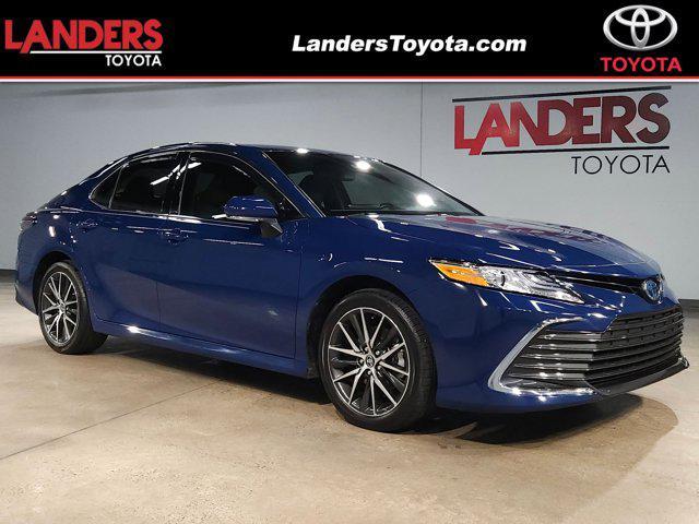 used 2024 Toyota Camry Hybrid car, priced at $32,883