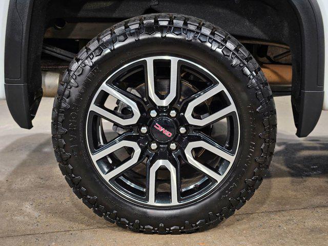 used 2022 GMC Sierra 1500 car, priced at $43,522
