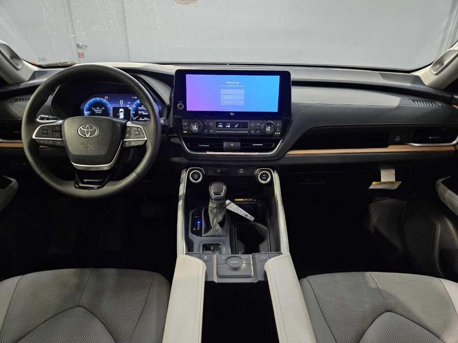 new 2024 Toyota Grand Highlander car