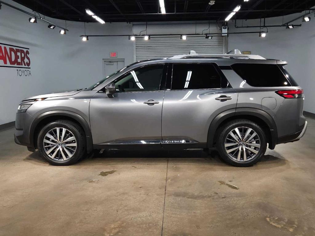 used 2022 Nissan Pathfinder car, priced at $31,313