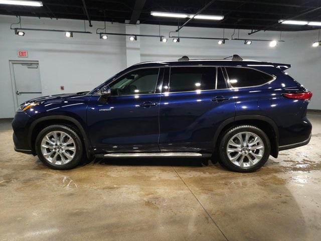 used 2021 Toyota Highlander Hybrid car, priced at $37,898