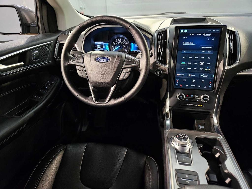 used 2022 Ford Edge car, priced at $23,438