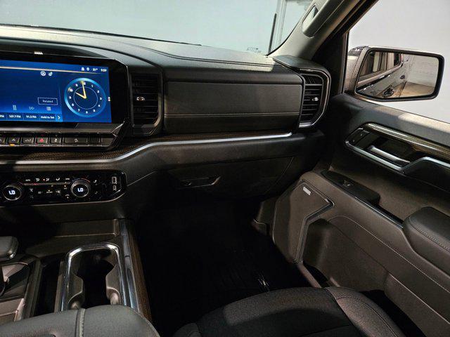 used 2022 Chevrolet Silverado 1500 car, priced at $39,700