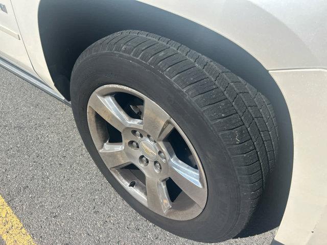 used 2015 Chevrolet Suburban car, priced at $21,350