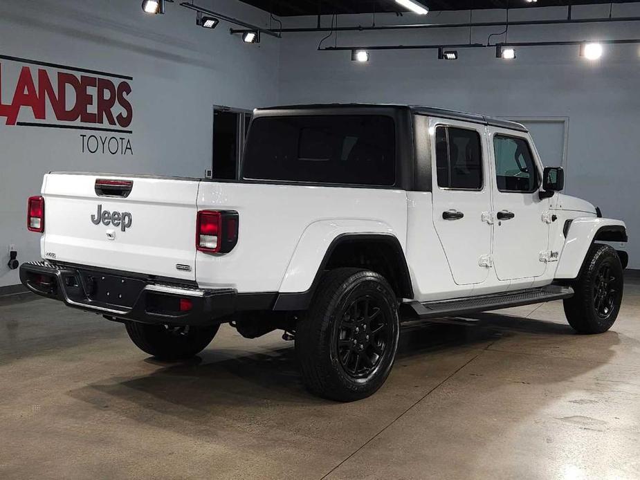 used 2023 Jeep Gladiator car, priced at $33,200