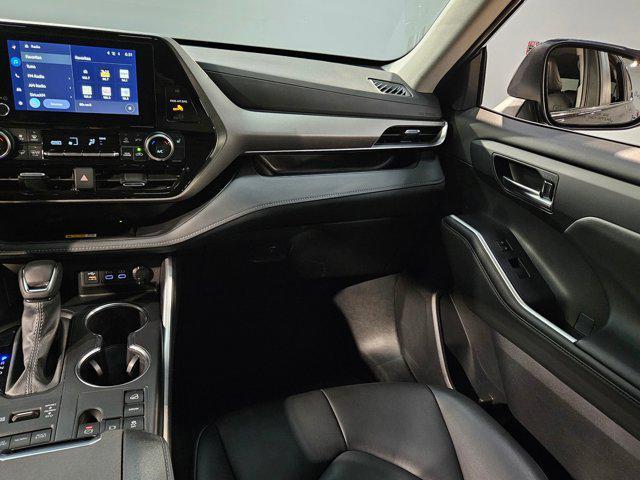 used 2024 Toyota Highlander car, priced at $41,595
